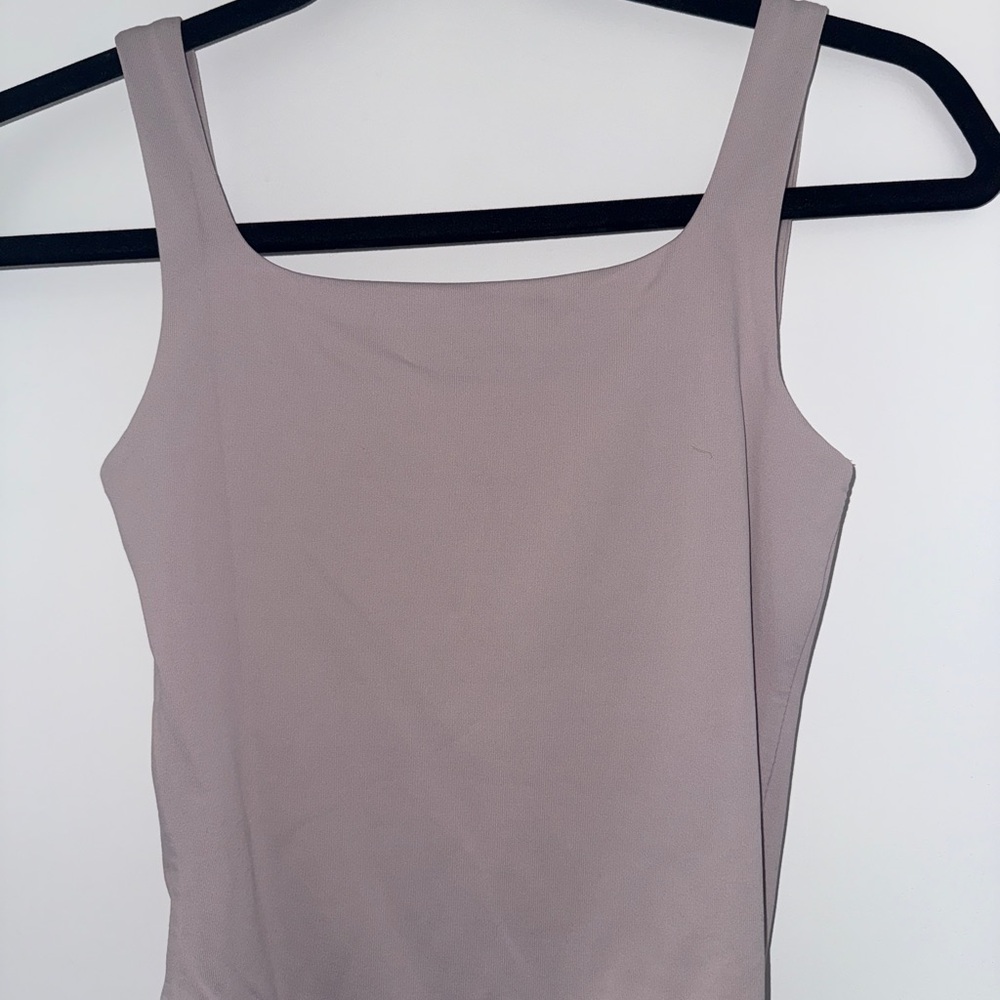 Aritzia Mauve Sleeveless Bodysuit